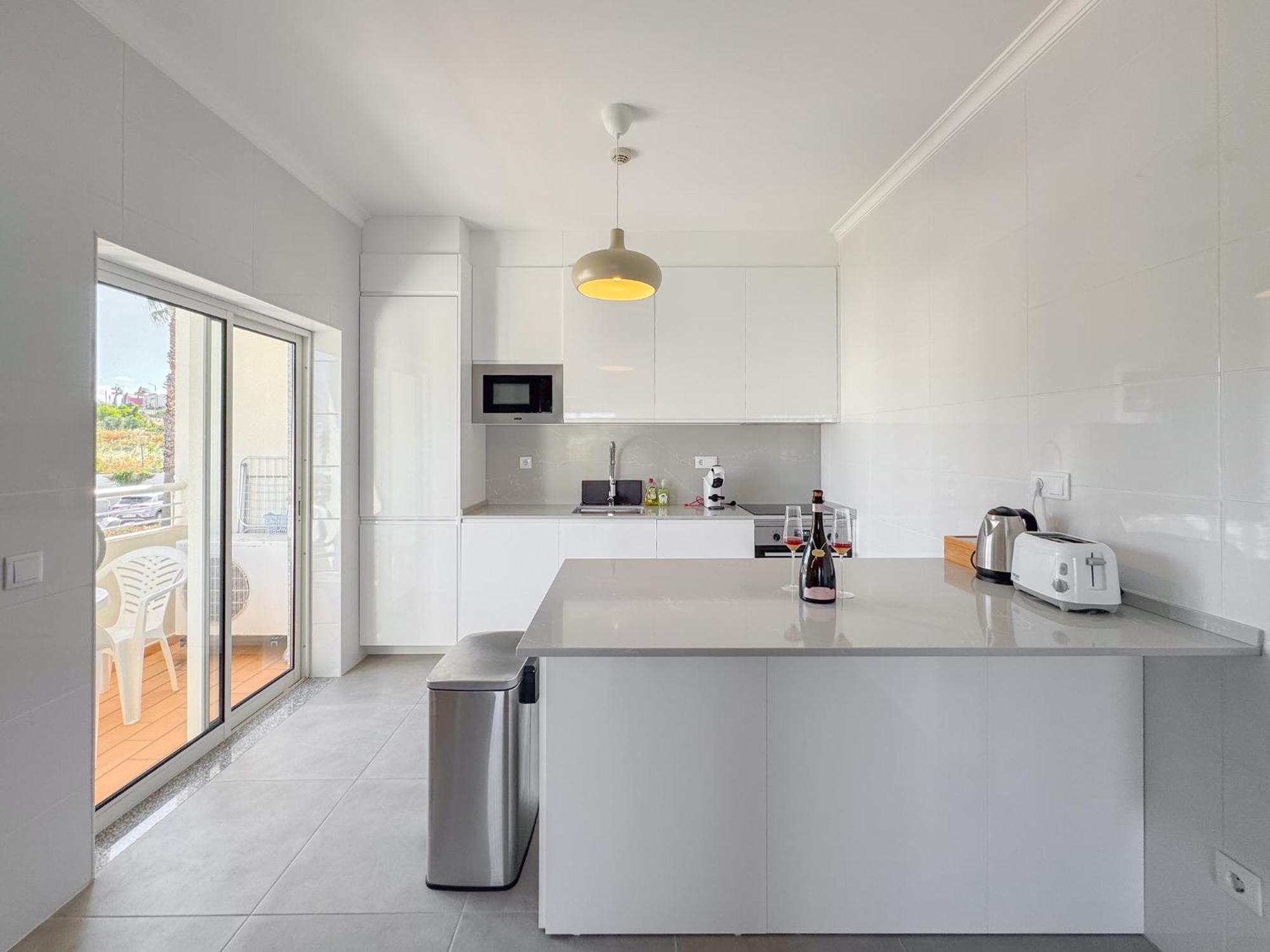 Holiday Beach Apartment Porto De Mos Lagos Exterior photo